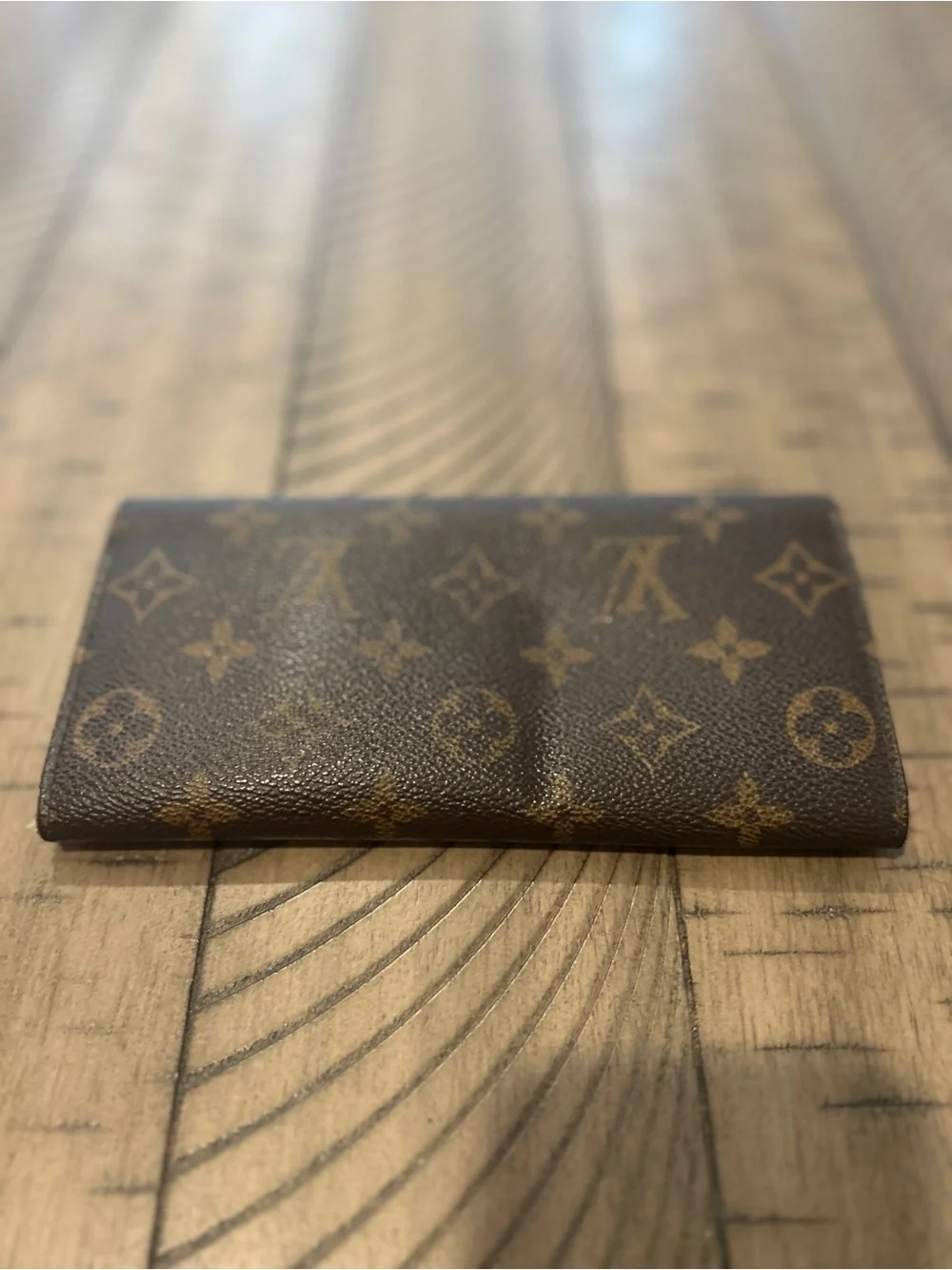 Louis Vuitton Monogram Sarah Wallet